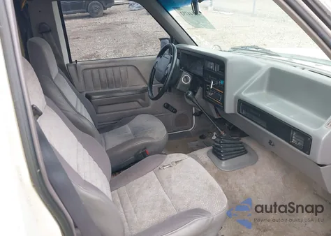 1996 Dodge Dakota из США, поврежденный, VIN 1B7FL26P7TS578266